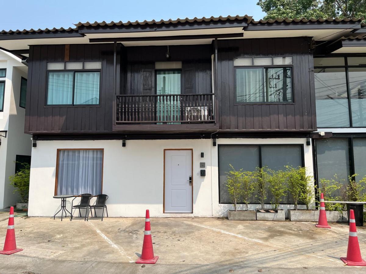 Baan_9_Muang Villa Chiang Mai Buitenkant foto
